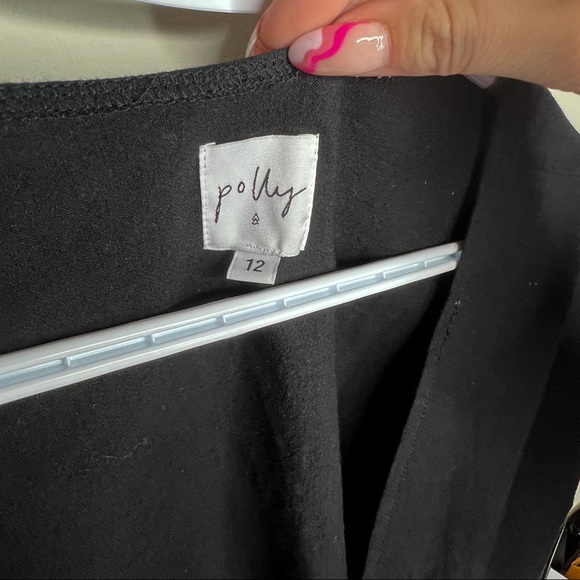 Princess Polly cropped tie front top in black - Picture 3 of 4